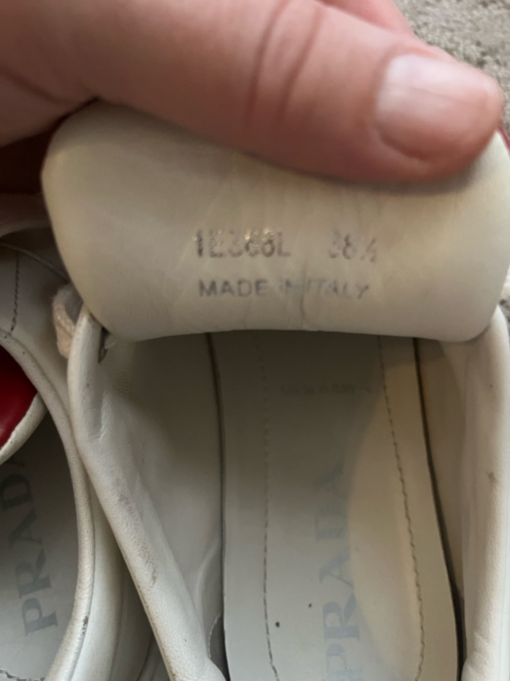 Prada women’s sneakers 8’5 size - Picture 6 of 6
